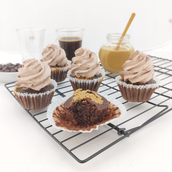 Cupcakes- chocolate and peanut butter (Vegan)