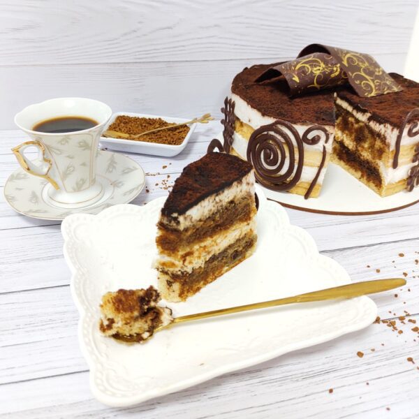 Tiramisu cake (Vegan)